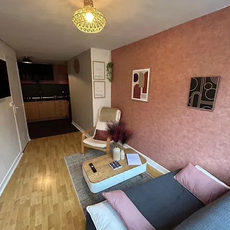 Apartment F2 Pour 4 Personnes Emplacement Ideal 2 Min A Pied De La Et Des Boutiques Dieppe