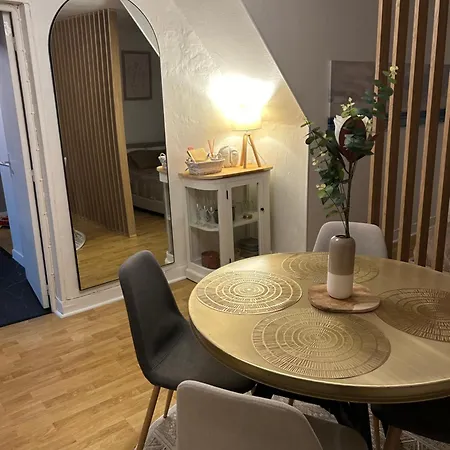F2 Pour 4 Personnes Emplacement Ideal 2 Min A Pied De La Et Des Boutiques Apartment Dieppe