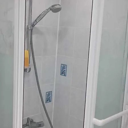 公寓 F2 Pour 4 Personnes Emplacement Ideal 2 Min A Pied De La Et Des Boutiques